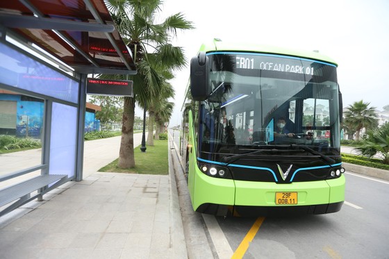 VinBus chính thức vận hành xe buýt điện thông minh đầu tiên tại Việt Nam ảnh 4