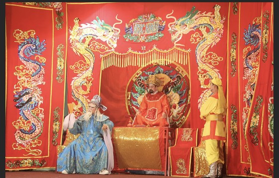 Sau ánh đèn sân khấu - Bài 1: Vinh hoa luống những đoạn trường ảnh 1