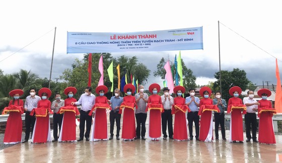 Khánh thành 15 công trình giao thông nông thôn tại vùng biên giới Long An ảnh 1