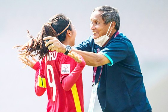 Ông Chung 'xe ca' ảnh 1