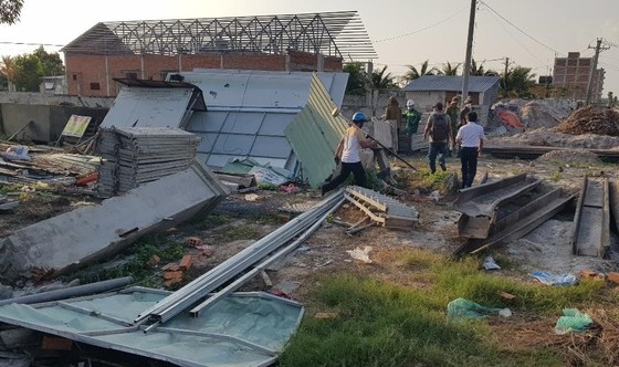 Phú Quốc kiên quyết xử lý các trường hợp bao chiếm, xây dựng trái phép trên đất do nhà nước quản lý ảnh 2