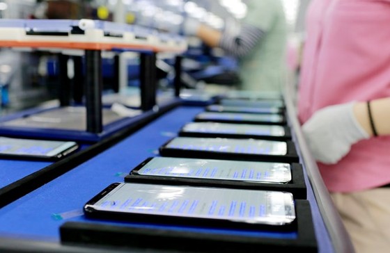“Đột nhập” nơi sản xuất điện thoại Galaxy S8/S8 Plus ảnh 4