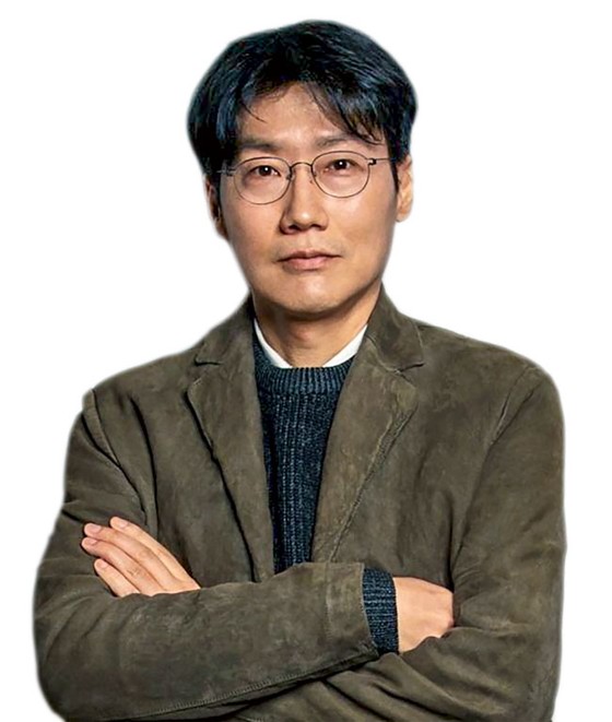 Hwang Dong Hyuk - Người châu Á năm 2021 ảnh 1