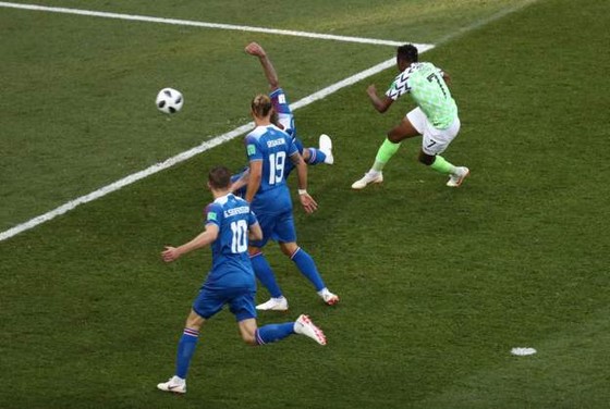 Nigeria – Iceland 2-0, Musa tung cánh Siêu đại bàng ảnh 2
