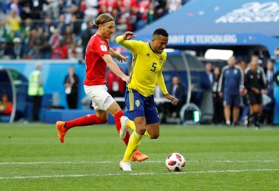 Thụy Điển - Thụy Sĩ 0-0, Ưu thế của xứ sở đồng hồ? ảnh 6