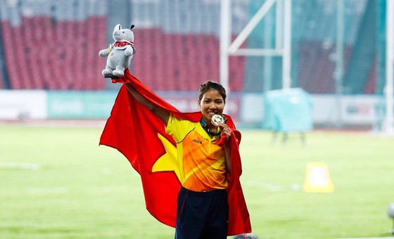 Ngày lịch sử của thể thao Việt Nam ở Asiad: Điển kinh nhặt HCV, bóng đá vào bán kết  ảnh 14