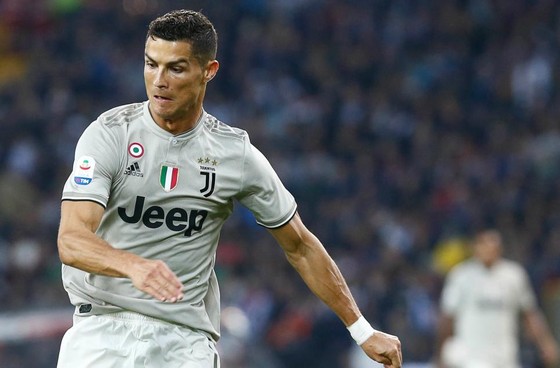 Ronaldo, Bemzema và Bale dược đề cừ Quả bóng vàng 2018 ảnh 7