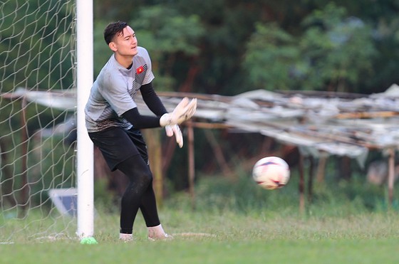 Đội tuyển Việt Nam suýt hủy buổi tập quan trọng ở Myanmar vì mưa to ảnh 8