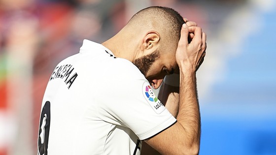 Karim Benzema thất vọng.