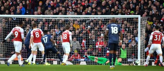 Man United thua đau Arsenal 0-2, Solskjaer mất chuỗi trận bất bại ảnh 5