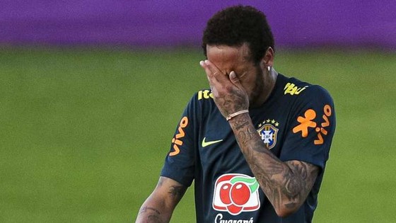 Copa America: Neymar dính chấn thương đầu gối