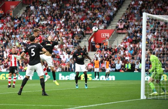 Southampton - Man United 1-1: Daniel James tỏa sáng, Quỷ đỏ đánh rơi chiến thắng ảnh 6
