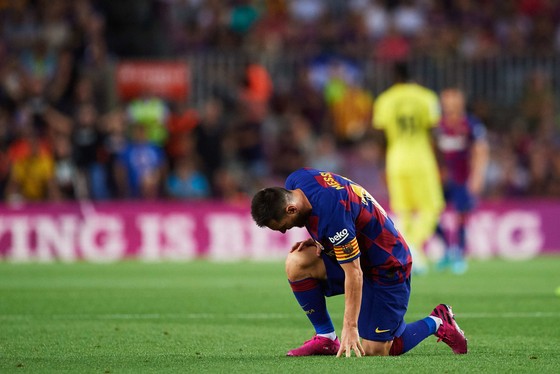 Busquets hạnh phúc tranh giành vi trí chính thức ở Barcelona ảnh 1