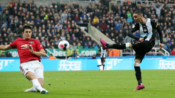 Newcastle - Man United 1-0: Nhóc Longstaff ghi bàn, Chích chòe nhấn chìm Quỷ đỏ ảnh 4