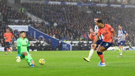 Brighton - Everton 3-2: Lucas Digne đốt lưới nhà giúp Mồng biển thắng ngược phút cuối ảnh 6