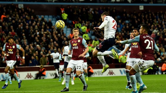 Aston Villa - Liverpool 1-2. Robertson, Sadio Mane giúp Klopp thắng ngược phút chót ảnh 7