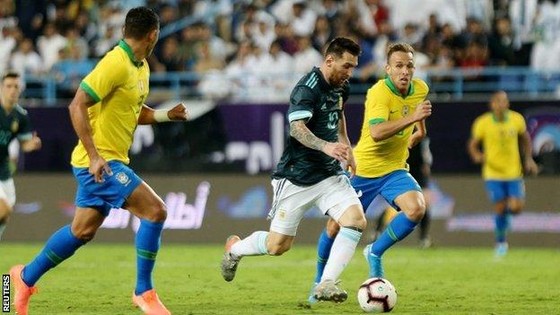 Messi nói HLV tuyển Brazil câm miệng ảnh 1