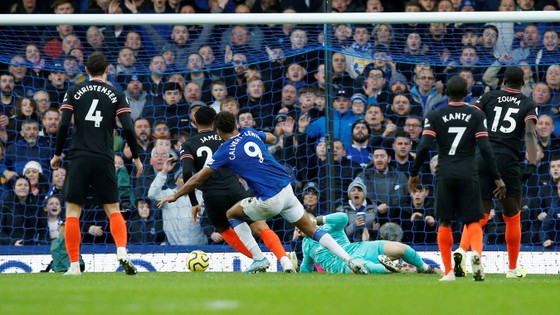 Everton - Chelsea 3-1: Calvert-Lewin nhấn chìm The Blues để đền ơn Ferguson ảnh 6