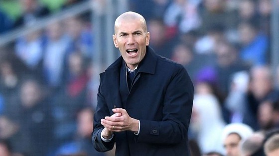 Zidane ‘siêu đẳng’: Thắng 9 danh hiêu trong 9 trận chung kết