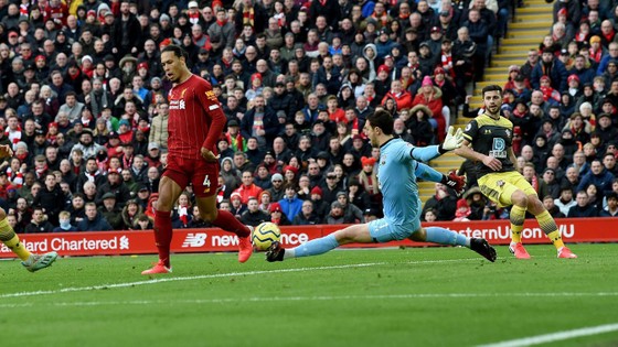 Liverpool - Southampton 4-0: Chamberlain mở điểm, Salah ghi cú đúp ảnh 4