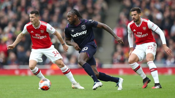 Arsenal - West Ham 1-0: Lacazette lập công đưa Pháo thủ lên thứ 9 ảnh 6