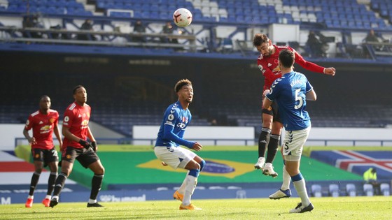 Bruno Fernandes giúp Quỷ đỏ nhấn chìm Everton 3-1 ảnh 2