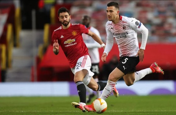Man United đánh rơi chiến thắng trước AC Milan ảnh 1