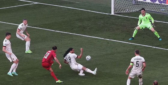 Đan Mạch – Bỉ 1-2, Quỷ đỏ ngược dòng khi Hazard và De Bruyne xuất trận ảnh 1