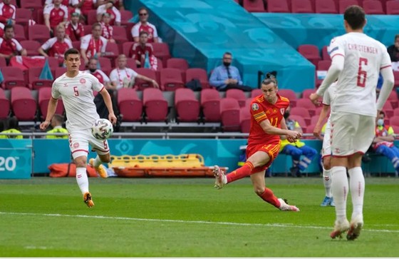 Xứ Wales – Đan Mạch 0-4, Kasper Dolberg viết tiếp giấc mơ cùa Lính chì ảnh 2