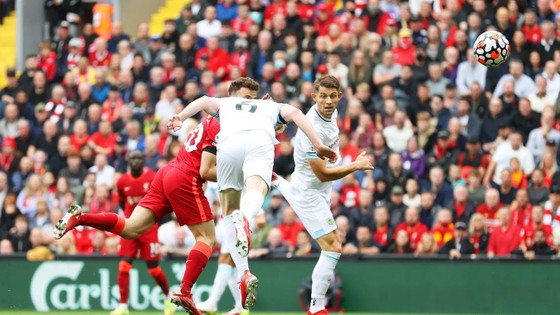Liverpool - Burnley 2-0: Diogo Jota và Sadio Mane ghi dấu ấn ảnh 1