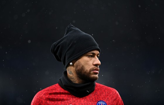 Neymar dính chấn thương chưa biết ngày trở lại