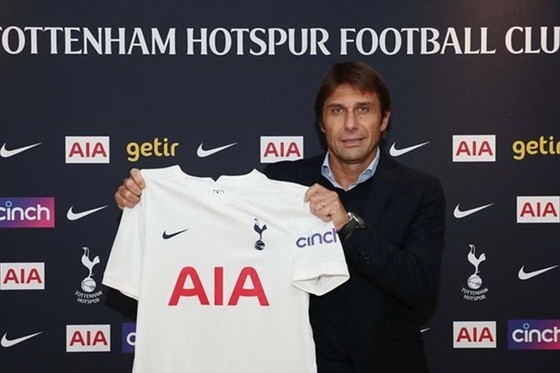 Antonio Conte và thách thức mới ở Tottenham