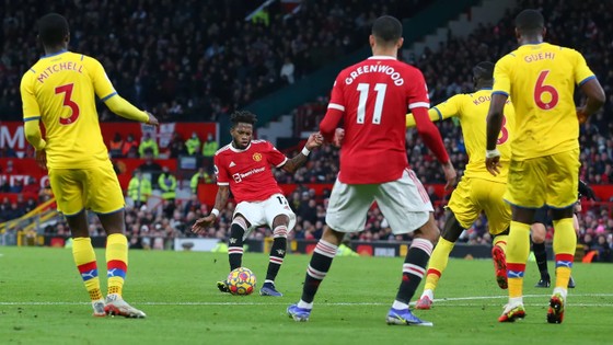 Man United – Crystal Palace 1-0: Fred tỏa sáng mang về chiến thắng đầu tay cho HLV Rangnick ảnh 2