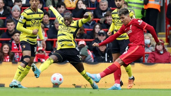 Jota và Fabinho ghi bàn, Liverpool thắng trận thứ 10 liên tiếp ảnh 4