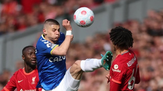 Liverpool – Everton 2-0: Robertson và Origi ghi dấu ấn trận derby Merseyside ảnh 1