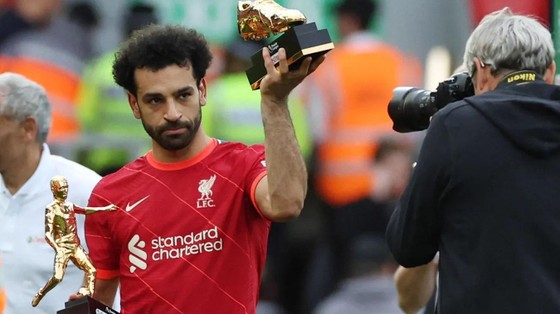 Premier League kết thúc trong kịch tính, Man City vô địch, Tottenham thứ 4, Salah cùng Son chia giải Vua phá lưới ảnh 1