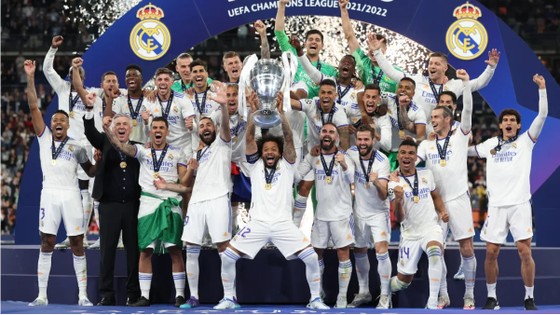 UEFA công bố Đội hình tiêu biểu Champions League mùa giải 2021-2022 làm các fan phản ứng ảnh 1
