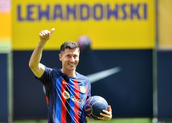 Robert Lewandowski trong màu áo Barcelona