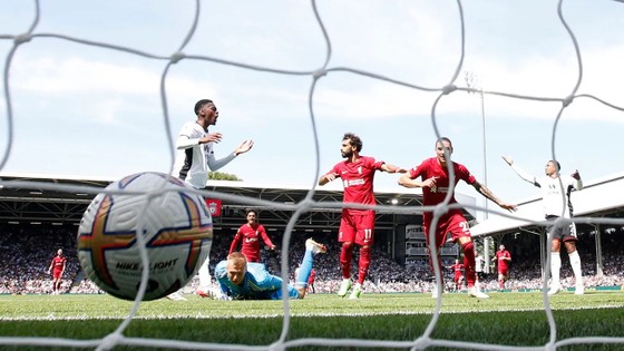 Darwin Nunez và Salah ngược dòng giành lại 1 điểm cho Liverpool ảnh 3