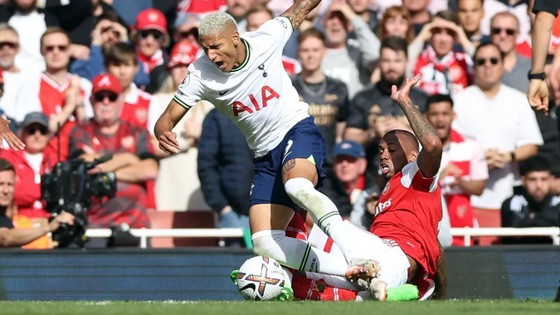Partey, Jesus và Xhaka giúp Arsenal quật ngã Tottenham khi Harry Kane ghi cột mốc 100 ảnh 2