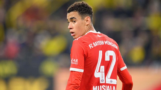 Jamal Musiala trong màu áo Bayern