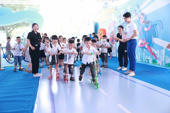 Hơn 1.000 trẻ em tham gia sân chơi ngày 1-6 của Vinamilk ảnh 2