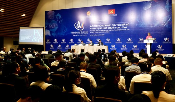 Hơn 600 đại biểu tham gia đóng góp quyết sách phát triển kinh tế Việt Nam ảnh 3