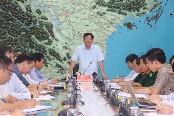 Từ sáng đến trưa mai 30-8, bão số 4 giật cấp 11 đi vào đất liền các tỉnh từ Nghệ An đến Quảng Bình ảnh 3