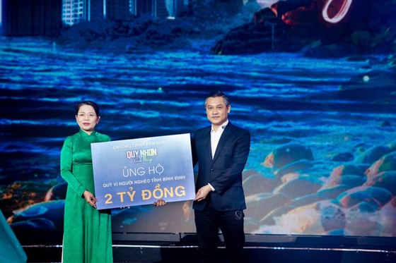 Rộn ràng đêm nhạc “Quy Nhơn ngày xanh nắng” ảnh 1
