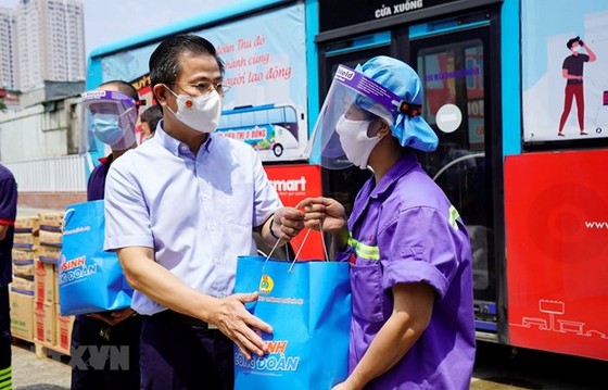 Giải pháp nào 'giữ chân' người lao động để duy trì sản xuất ổn định? hình ảnh 2 Giai phap nao 'giu chan' nguoi lao dong de duy tri san xuat on dinh? hinh anh 2