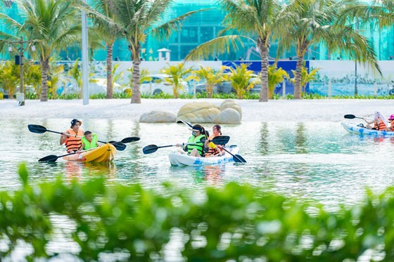 Khách phương Nam đón “sóng” đầu tư đại đô thị biển ở phía Đông Hà Nội ảnh 1