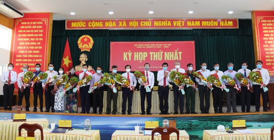 Đồng chí Lê Minh Dũng tái đắc cử chức Chủ tịch HĐND huyện Cần Giờ ảnh 2