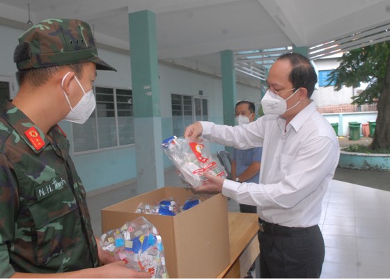 Phó Bí thư Thành ủy TPHCM Nguyễn Hồ Hải: Phải đảm bảo F0 tại nhà có đủ thuốc và dụng cụ y tế theo dõi sức khoẻ ảnh 2