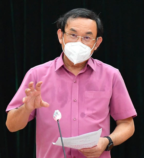 Bí thư Thành ủy TPHCM Nguyễn Văn Nên: Tuyệt đối không được mở lại các hoạt động khi chưa có kế hoạch an toàn ảnh 2